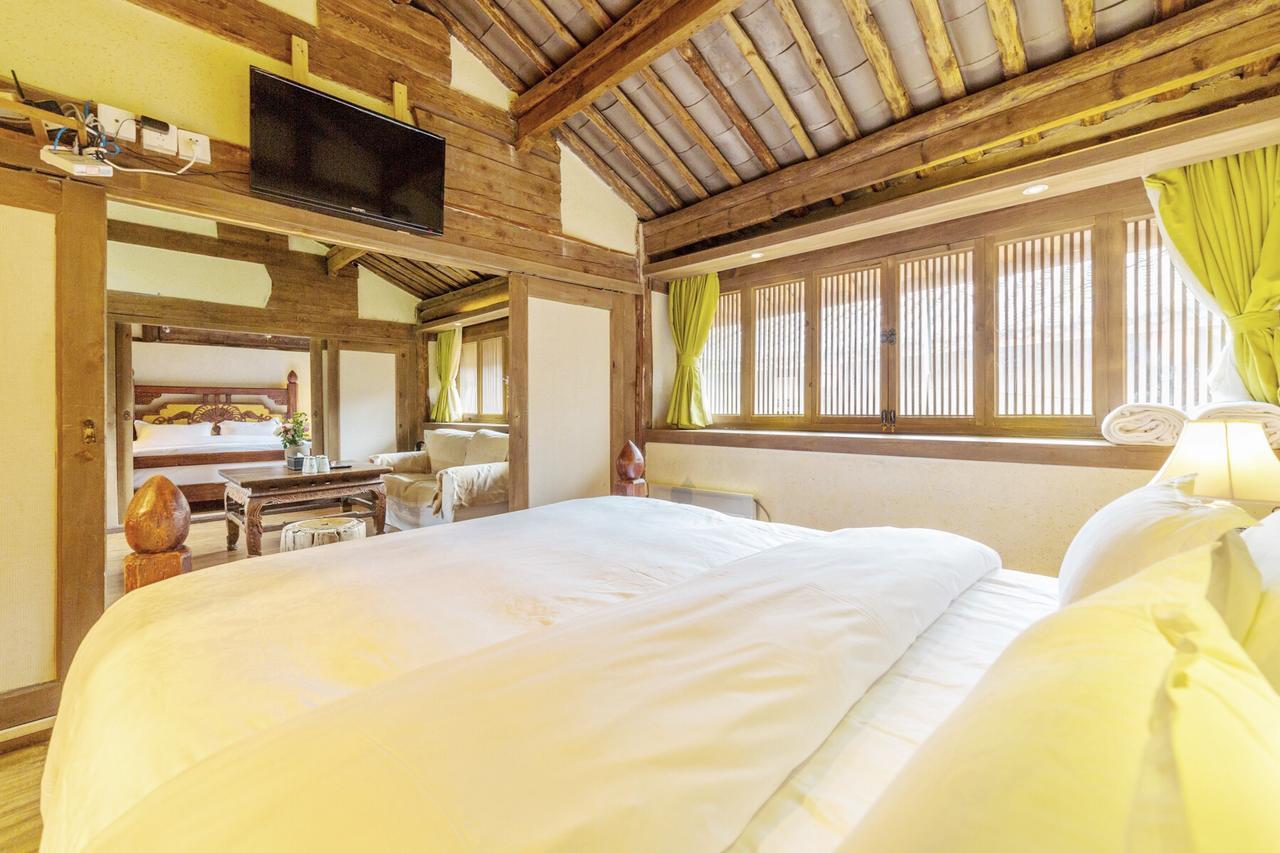 Lijiang Shuhe Yuefeng Resort Hotel Lijiang (Yunnan) Exterior photo